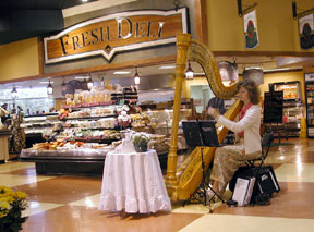 harpist_deli_sm.jpg